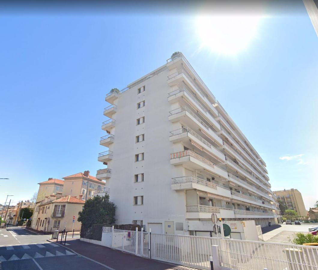 Appart Proche Plage Avec Grand Balcon Cannes Luaran gambar